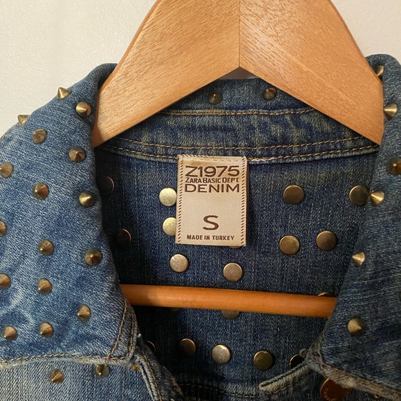 Zara Basic Spiky Studded Jean Jacket - New Without Tags - Picture 2 of 6
